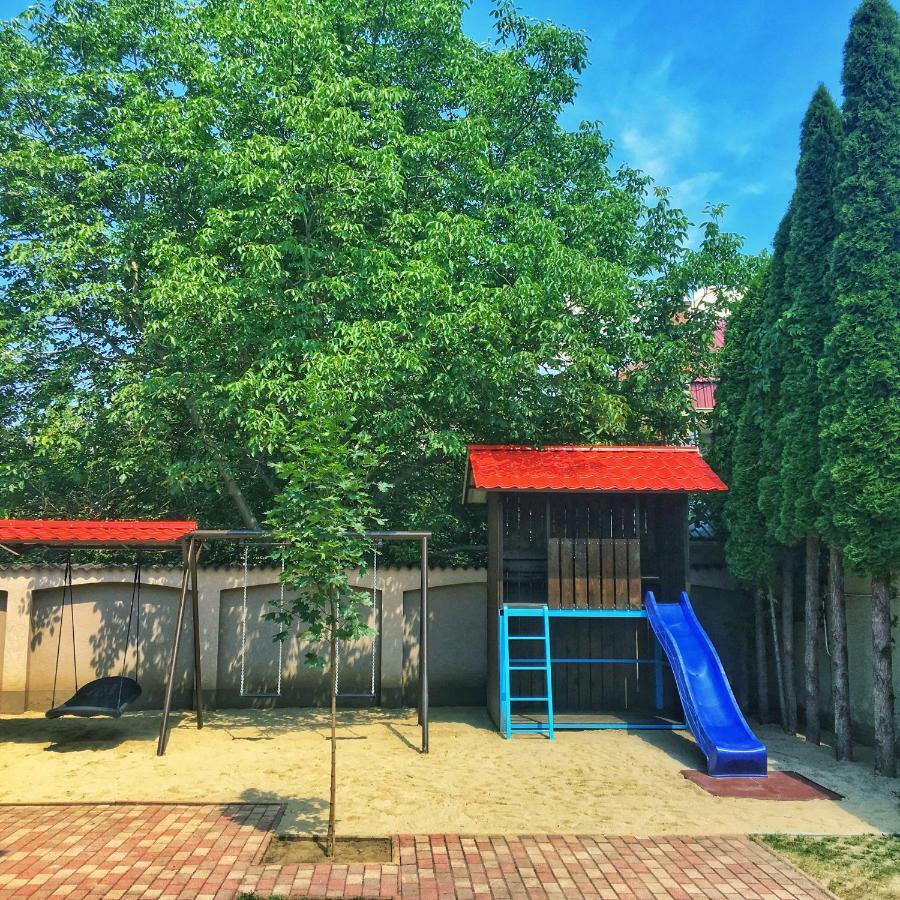 Iris Vendégház Hajduszoboszlo Exterior foto